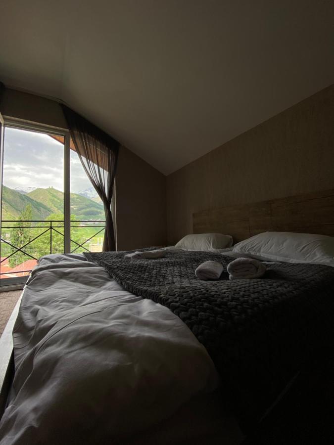 Uptown Boutique Kazbegi Hotel Exterior foto