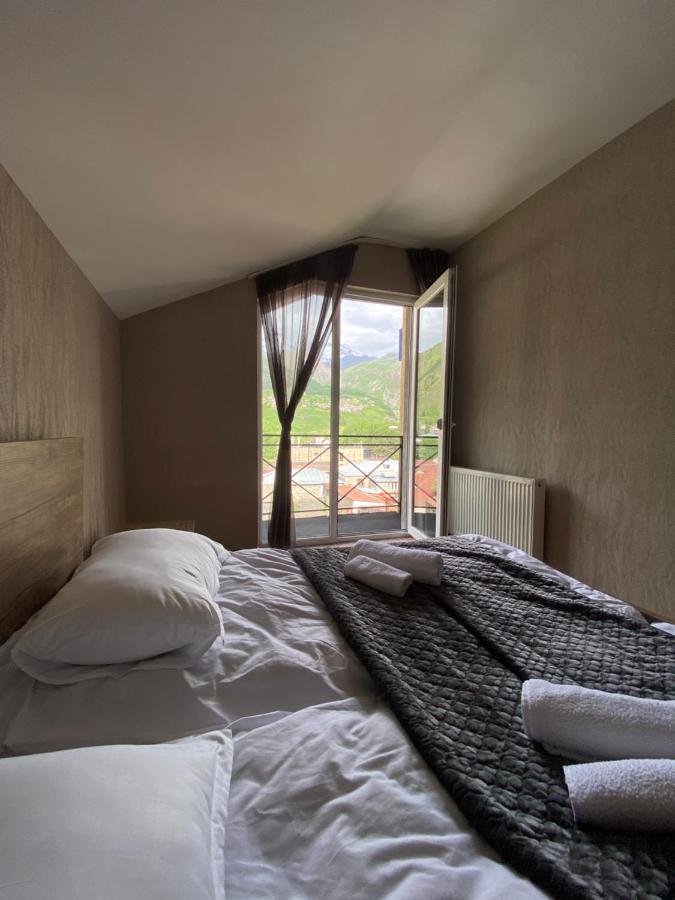 Uptown Boutique Kazbegi Hotel Exterior foto